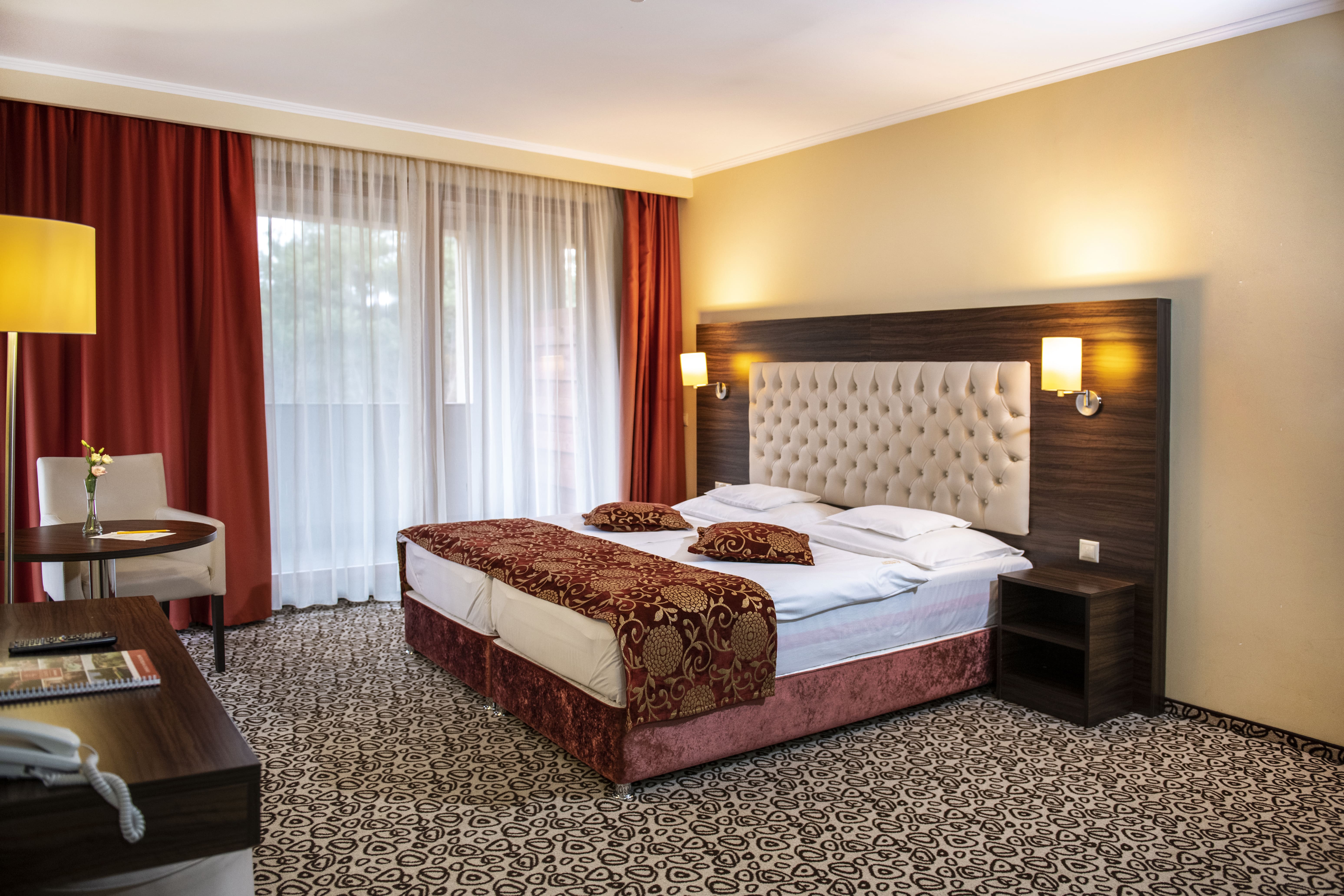 Erdőspuszta Club Hotel - image 5